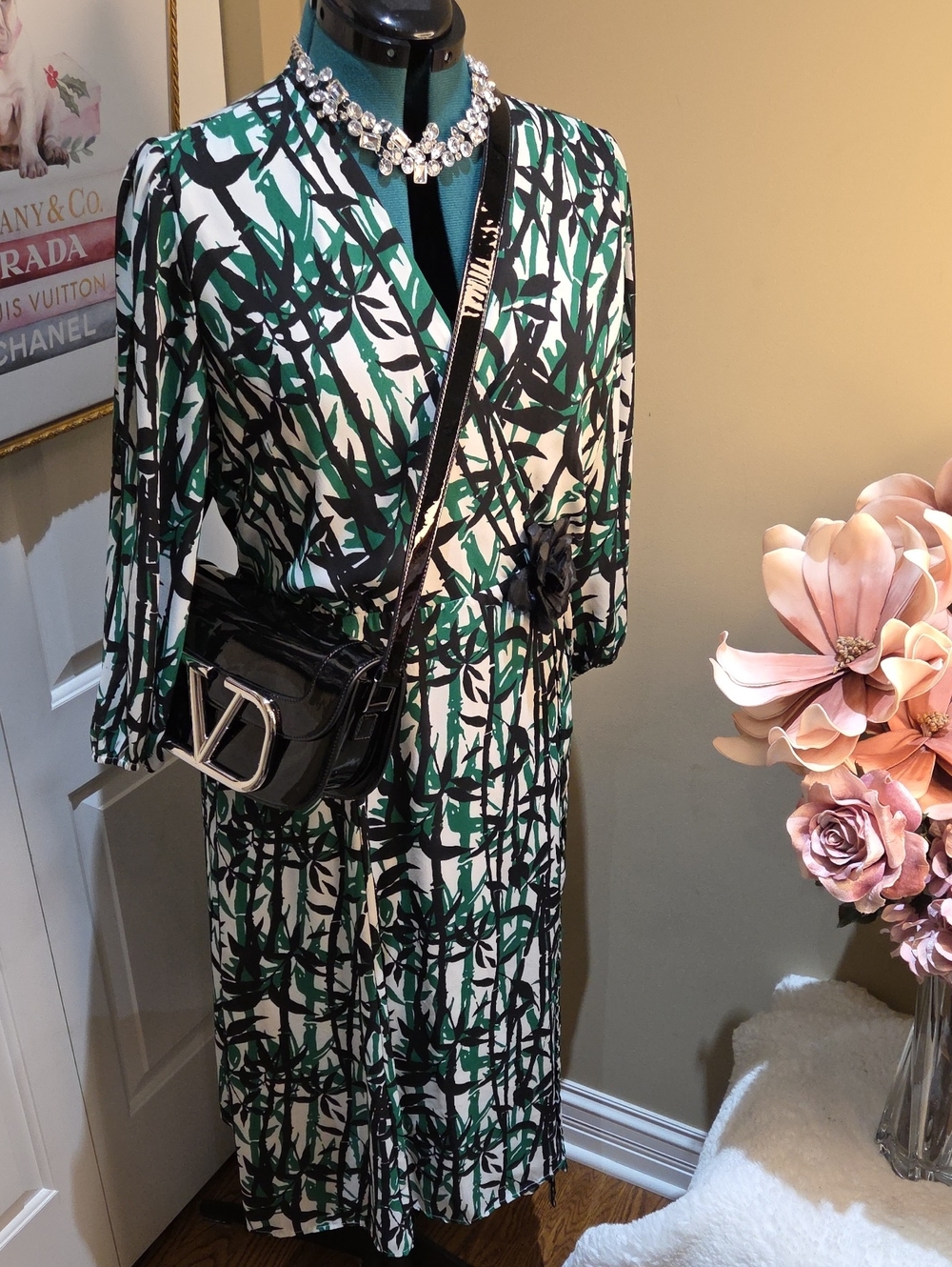 Nwot Large Eva Mendez Green & Black Abstract Wrap Dress - Picture 9 of 17